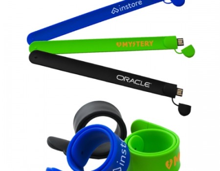 Trayola USB Drive 2.0 Slap-on Silicone Bracelet