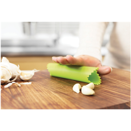 Easy garlic skin peeler