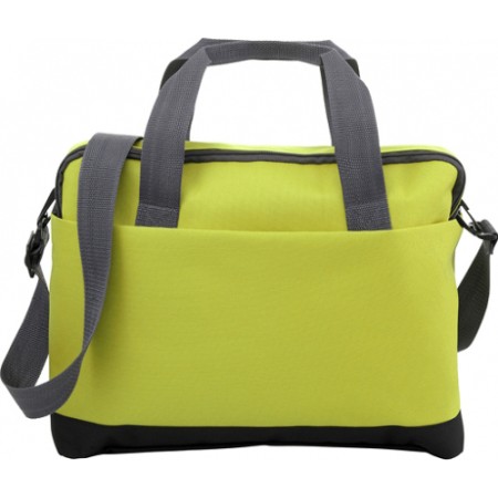 Zippered main pocket